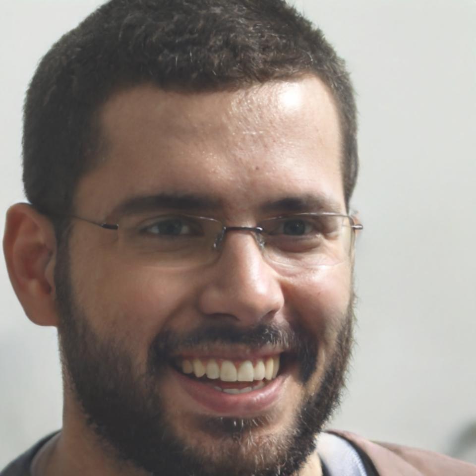 Retrato profesional del instructor principal